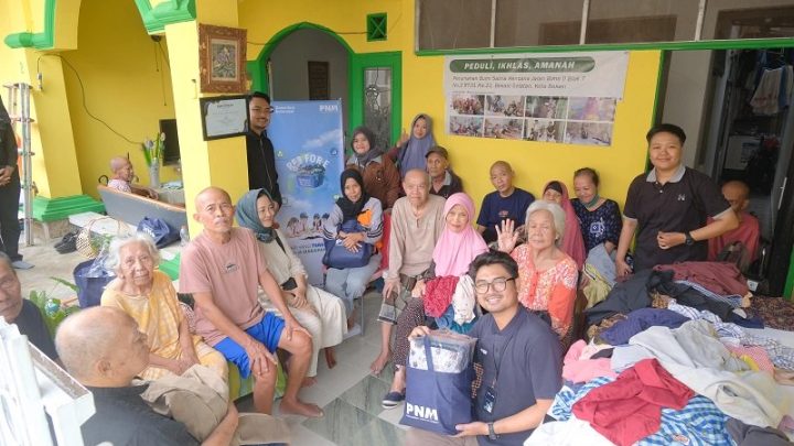 Latest Program: PNM Salurkan Pakaian Hasil RE3 For-E untuk Disabilitas dan Lansia