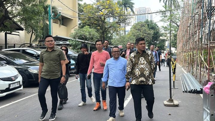 What Happened During: Islah Bahrawi Diperiksa Polda Metro Terkait Kasus Dugaan Penghasutan