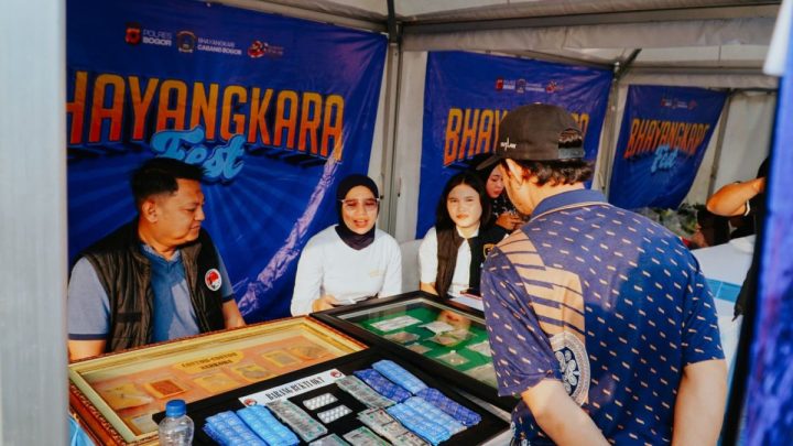 Facing Challenges: Ribuan Warga Padati Puncak Bhayangkara Fest Polres Bogor, Paspor Keliling Jadi Primadona