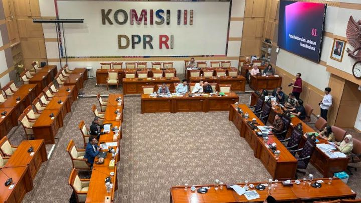Meeting Results: Bahas RUU Polri, Komisi III DPR Godok Keterlibatan Anggota Polri di Ormas