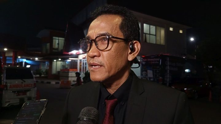 What Happened During: Jenguk di RS Polri, Refly Harun Ungkap Kondisi Roy Suryo dan Dokter Tifa