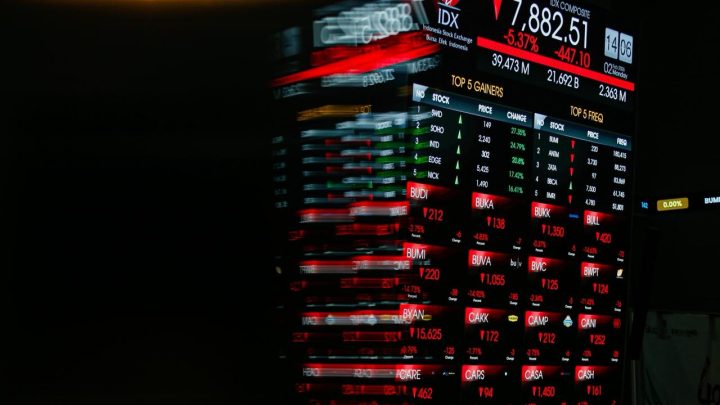 New Policy: 10 Saham Penghuni Top Losers, dari DPUM hingga RDTX