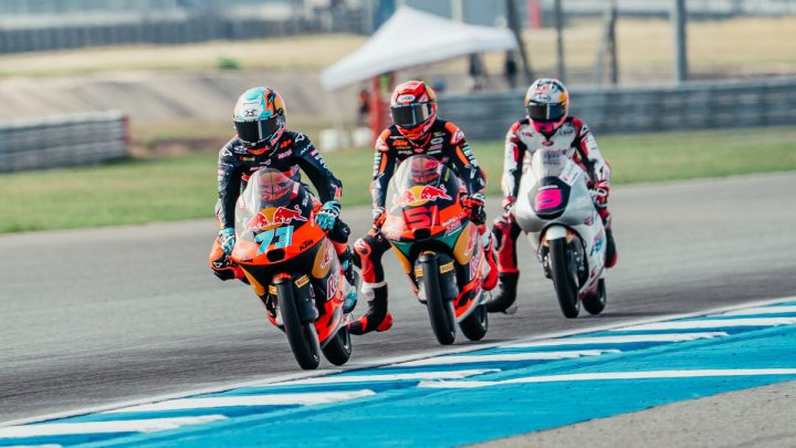 Important Visit: Adu Kisaran Gaji Pembalap Brian Uriarte dengan Veda Ega Pratama di Moto3 2026