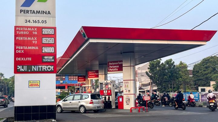 Daftar Terbaru Harga BBM Pertamina Hari Ini Usai Pertamax Naik – Pertalite Tetap Rp10.000?