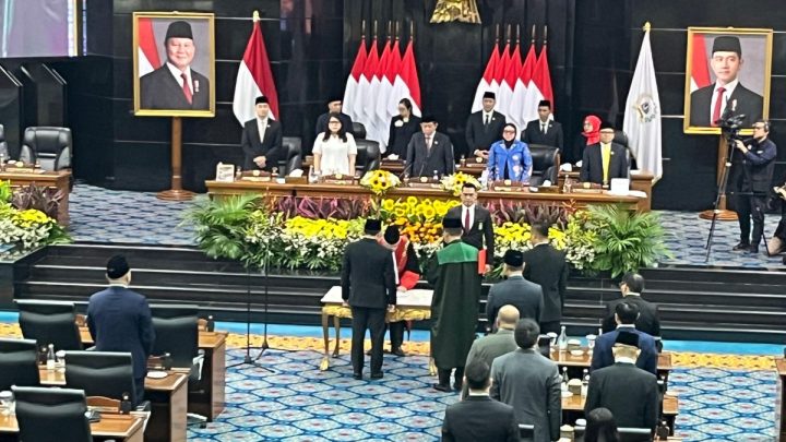 Topics Covered: Suhud Alynudin Resmi Dilantik Jadi Ketua DPRD DKI Jakarta Periode 2024-2029