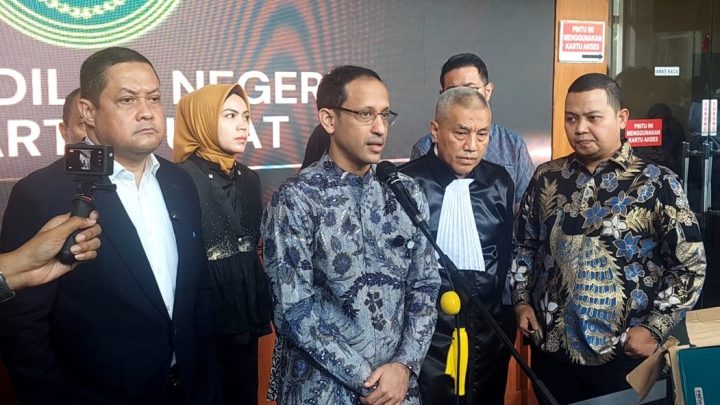 Latest Program: Bacakan Pleidoi, Nadiem: Kebijakan Chrome OS Tidak Rugikan Negara!