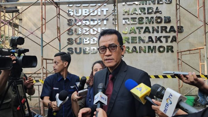 Roy Suryo dan dr Tifa Ditangkap – Refly Harun Protes Keras!