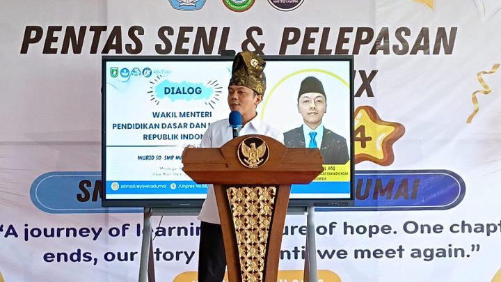 Special Plan: Wamendikdasmen Fajar: Tak Hanya Prestasi, Karakter Siswa Juga Penting