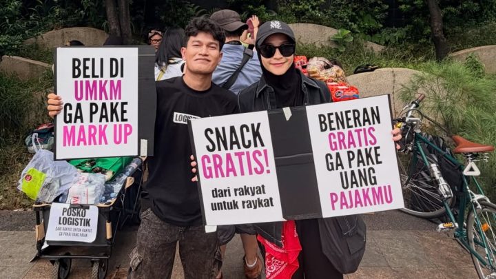 Visit Agenda: Bantu Aksi Demo, Zaskia Mecca Jadi Relawan Posko Logistik