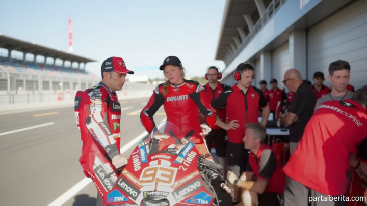 Kata-Kata Kayla Yaakov Usai Jadi Pembalap Wanita Pertama yang Tunggangi Motor Ducati Milik Marc Marquez
