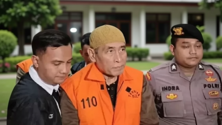 Tersangka Korupsi Haji Asrul Azis Ajukan Praperadilan – KPK: Kita Hadapi!