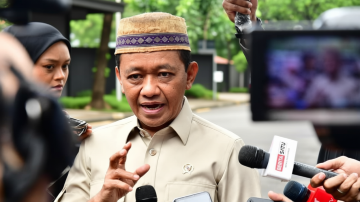 Facing Challenges: Respons Bahlil soal Putusan MK Tak Boleh Tunjuk Langsung Ormas Garap Tambang