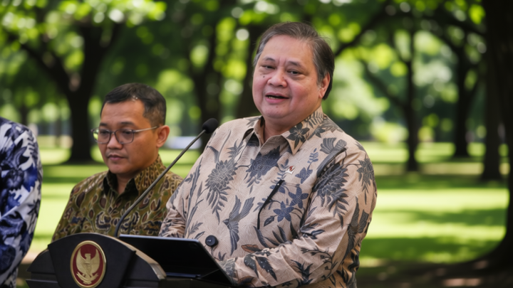 Topics Covered: Menko Airlangga Bertemu Menlu China, Bahas AI hingga Ajak Investasi PLTS 100 GW
