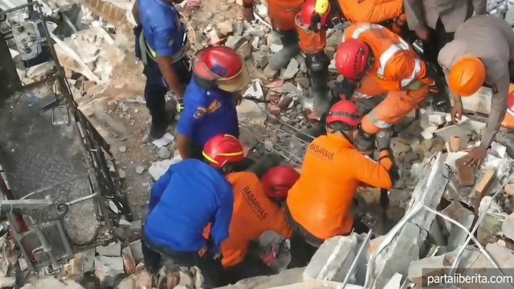 Korban Terakhir Ledakan Rumah Mewah di Medan Ditemukan Meninggal, Operasi SAR Ditutup