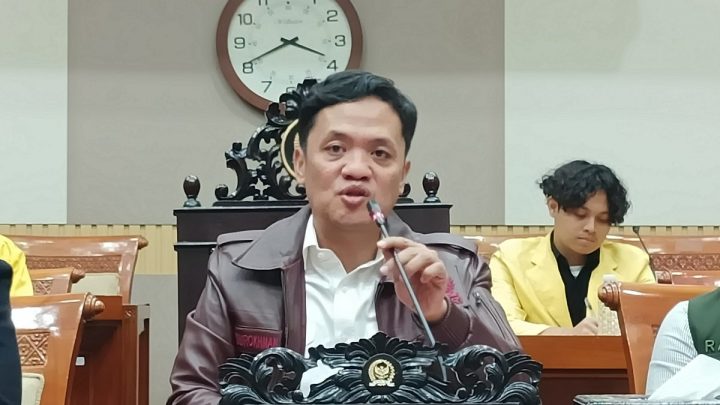 Topics Covered: DPR Bentuk Panja, Awasi 3 Kasus Korupsi yang Jerat Eks Jampidsus Febrie Adriansyah