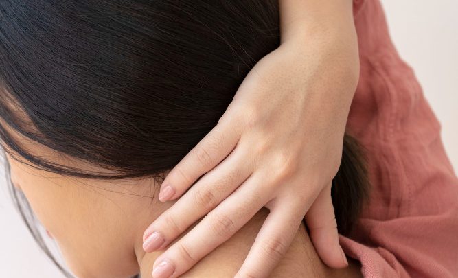Solution For: Waspada! Bercak Hitam Tebal di Leher Belakang Jadi Gejala Awal Resistensi Insulin