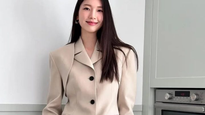 Profil dan Potret Cantik Artis Kim Jin Kyung – Istri Kiper Timnas Korsel yang Dibully KNetz