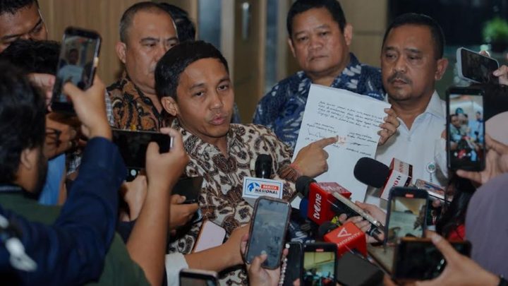 Latest Update: Menhut Akui Terima Amplop dari Bupati Kuansing, KPK: Harusnya Lapor!