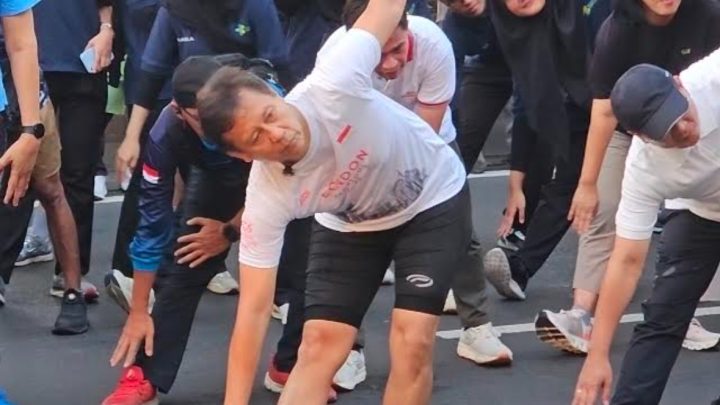 Menkes Ajak Warga Rajin Olahraga Biar Panjang Umur