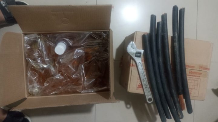 Bobol Gudang Perusahaan – Pria Ini Nekat Masuk Saluran Air di Bekasi