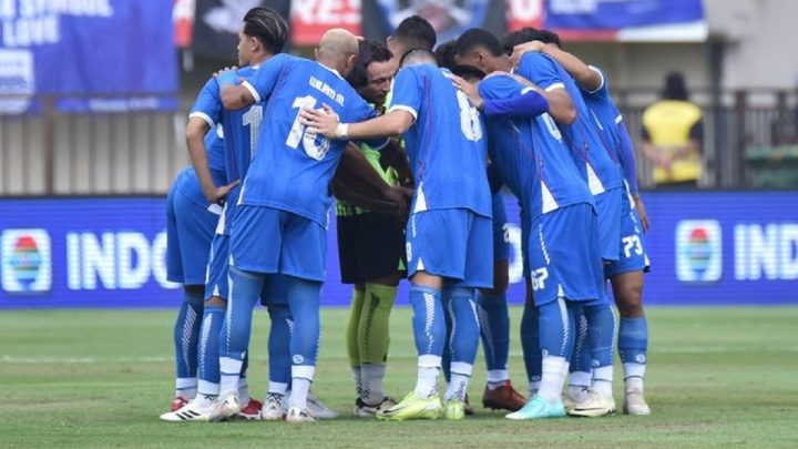 Important Visit: Persib Bandung Resmikan Pemain Baru Ke-6 Hari Ini, Mariano Peralta atau Nama Lain?