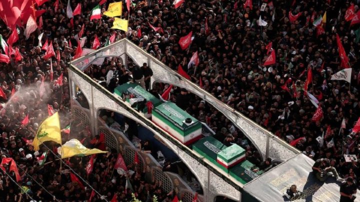 Diiringi Jutaan Pelayat – Jenazah Ali Khamenei Dimakamkan di Kota Mashhad