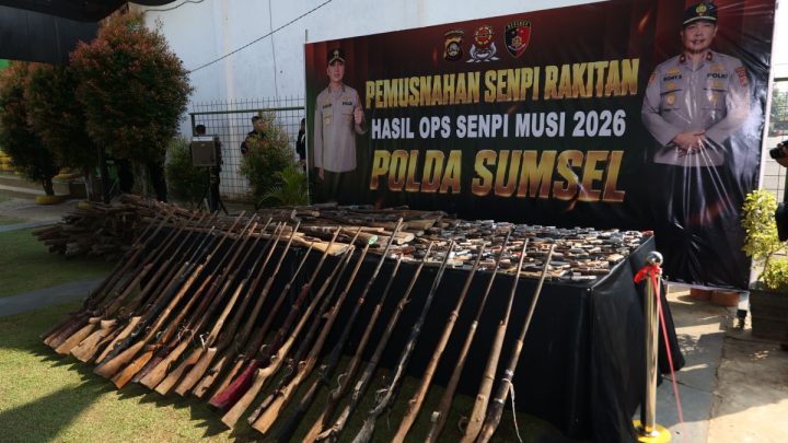 Historic Moment: Polda Sumsel Musnahkan 397 Senpi Rakitan Ilegal, 31 Tersangka Diamankan