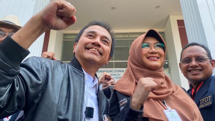 Historic Moment: Bantah Pecah Kongsi dengan Dokter Tifa, Roy Suryo: Kita Tetap Bersama!