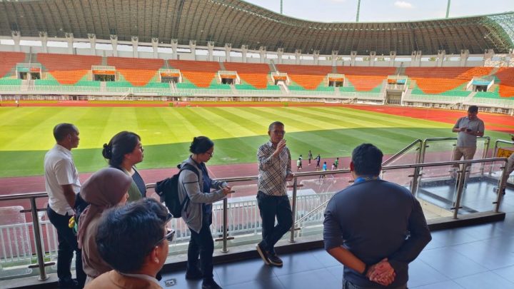 Visit Agenda: Kualitas Rumput Stadion Pakansari Dapat Perhatian Khusus Jelang Piala AFF 2026