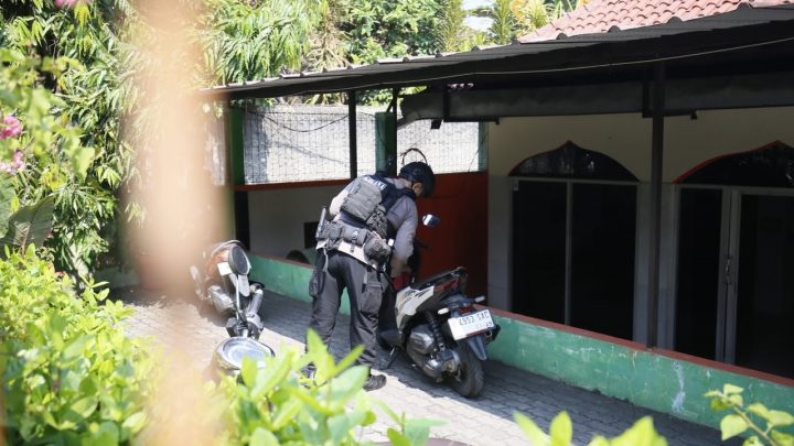 Kronologi Ancaman Bom di SDN Srengseng Sawah 15, Gegana Sisir 11 Titik