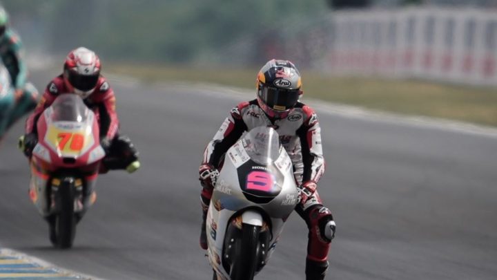 Hasil Race Moto3 Jerman 2026: Beringas di Akhir Balapan – Veda Ega Pratama Finis Ke-8!