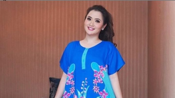 Important Visit: Nazar Mulia Ibunda Vega Darwanti Sebelum Berpulang: Ingin Sumbang Ambulans untuk Amal Jariah