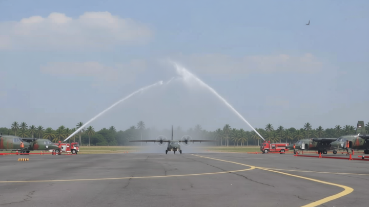 TNI AU Perkuat Alutsista, Satu Unit Pesawat Angkut NC-212i Tiba di Malang
