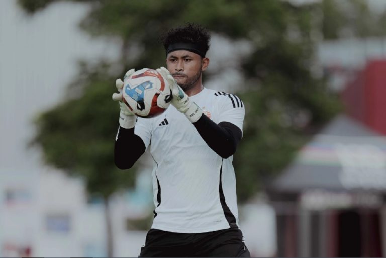 aqil_savik_mendapat_bekal_penting_dari_tc_persija_jakarta_di_thailand-iz4d_large