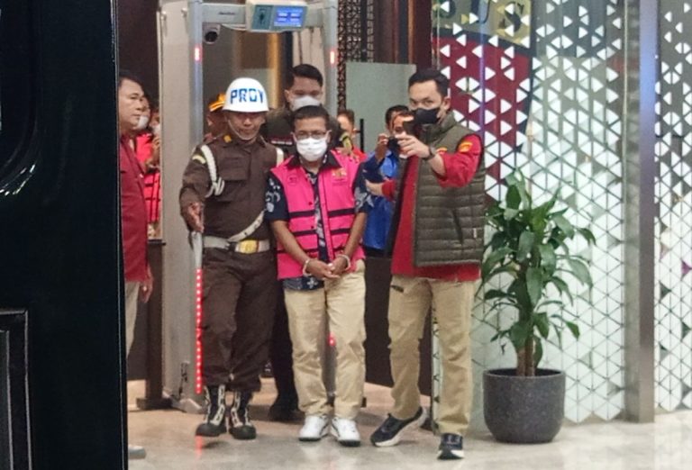 asn_jadi_tersangka_korupsi-iF5I_large