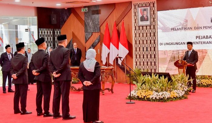 Lantik 4 Pejabat ESDM, Bahlil Tunjuk Mawardi Nur Jadi Kepala BPMA
