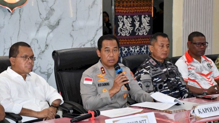 Gempa M7,7 Guncang Flores, Polda NTT Bergerak Cepat Evakuasi Korban hingga Salurkan Bantuan