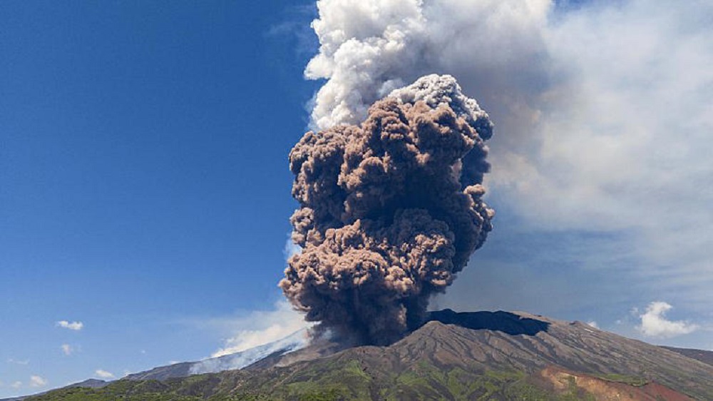 gunung_etna-ESgM_large