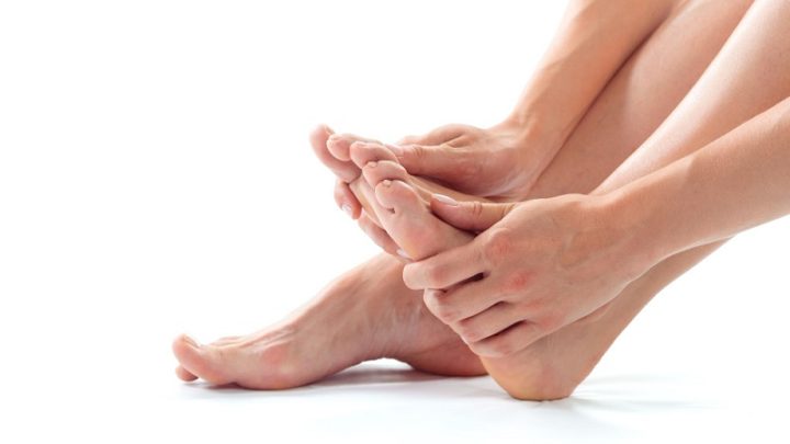 Bau Kaki Tak Kunjung Hilang? Kebiasaan Sepele Ini Bisa Jadi Penyebabnya!