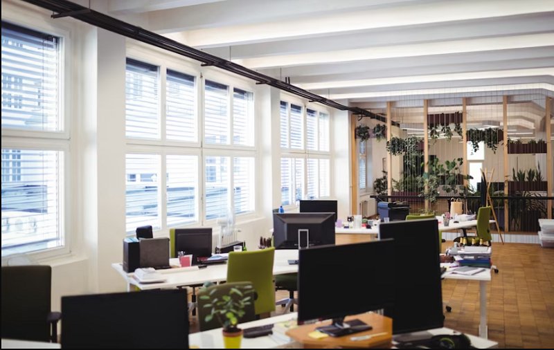kantor-XEmL_large