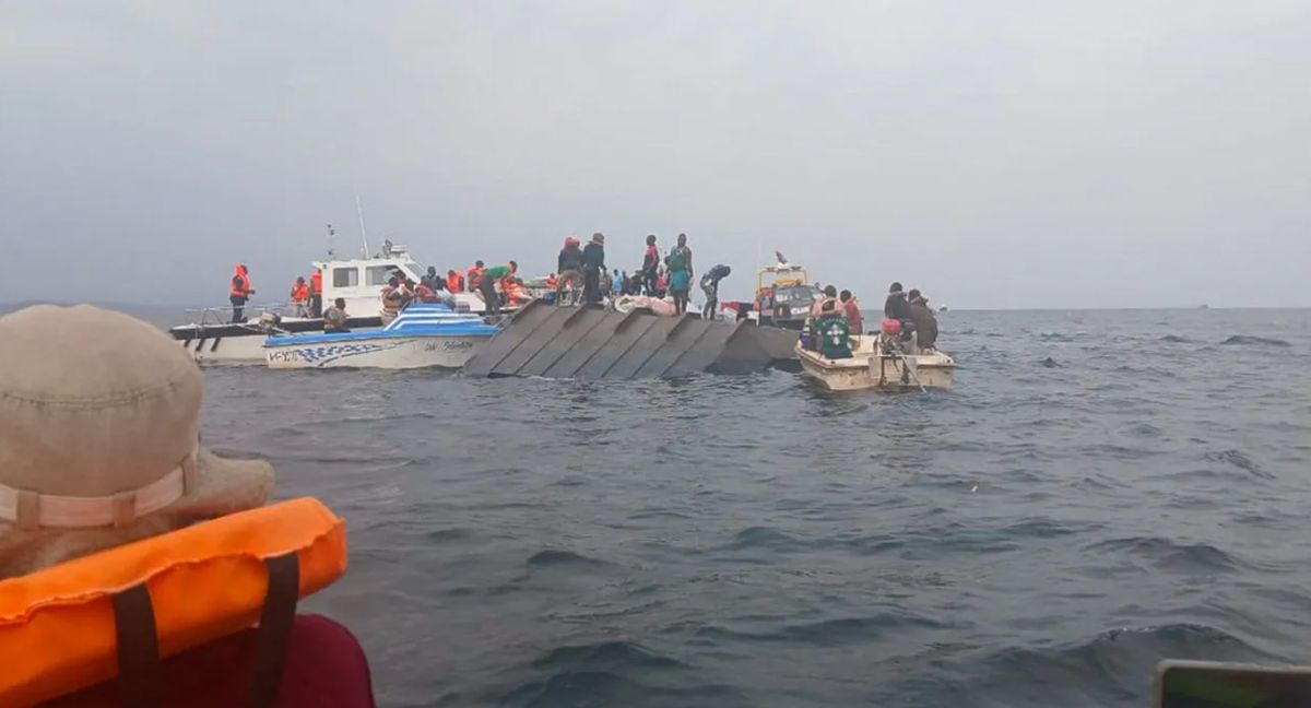 kapal_feri_terbalik_di_zimbabwe-ghpd_large