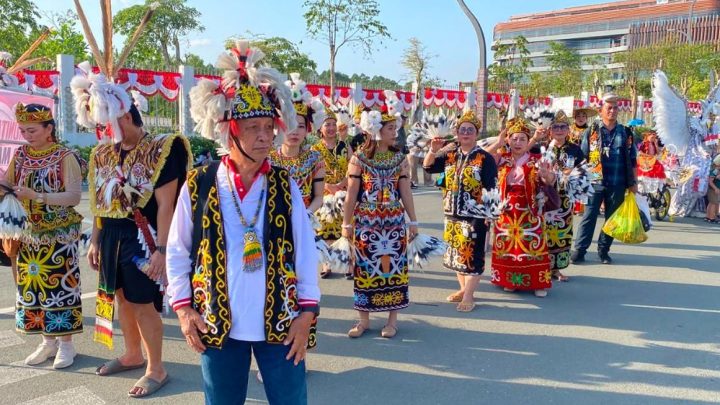 Semarak Karnaval HUT Ke-81 RI di IKN, 1.215 Peserta Tampilkan Ragam Budaya Nusantara