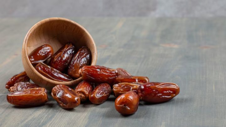 Kurma dan Akar Rumput Fatimah Bisa Mempercepat Kelahiran, Mitos atau Fakta?