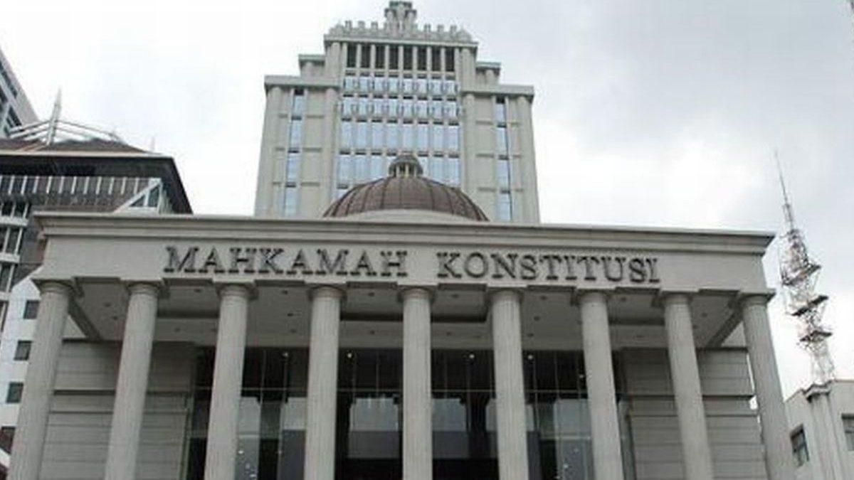 mahkamah_konstitusi-fU34_large