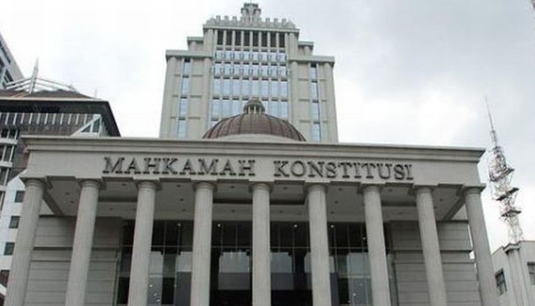 mahkamah_konstitusi-fU34_large