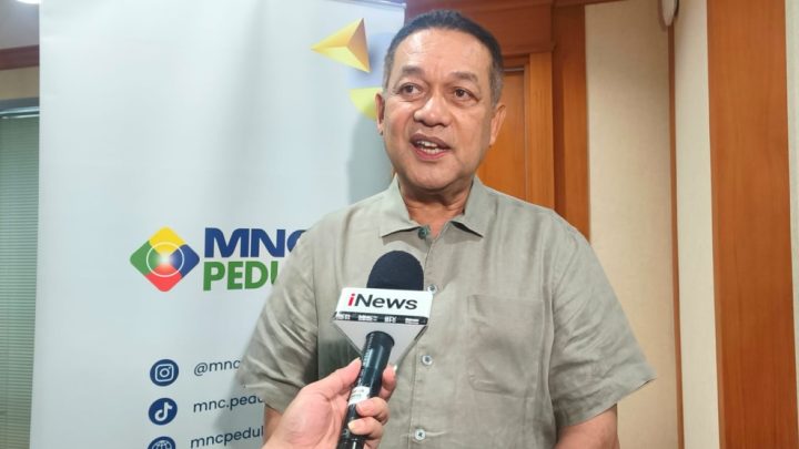 Ratusan Pelajar Antusias Tanam Mangrove, Syafril Nasution: Belajar Jaga Kelestarian Alam
