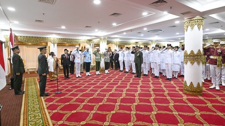 Celina Olivia, Paskibraka Asal Kalbar Pembawa Baki Bendera di Istana