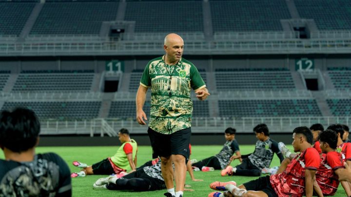 Pelatih Persebaya Bernardo Tavares Punya Banyak PR Buat Anak Asuhnya