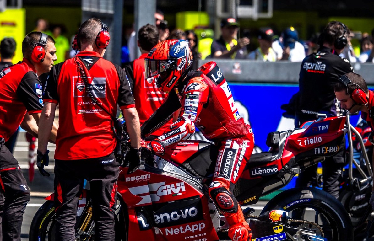 Pembalap Tes Ducati Senang Kerja Bareng Marc Marquez: Orangnya Bikin Nyaman!