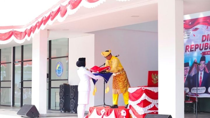 Jenderal Bintang 3 Polri Pimpin Upacara HUT ke-81 RI di Batas Negara Laut Natuna